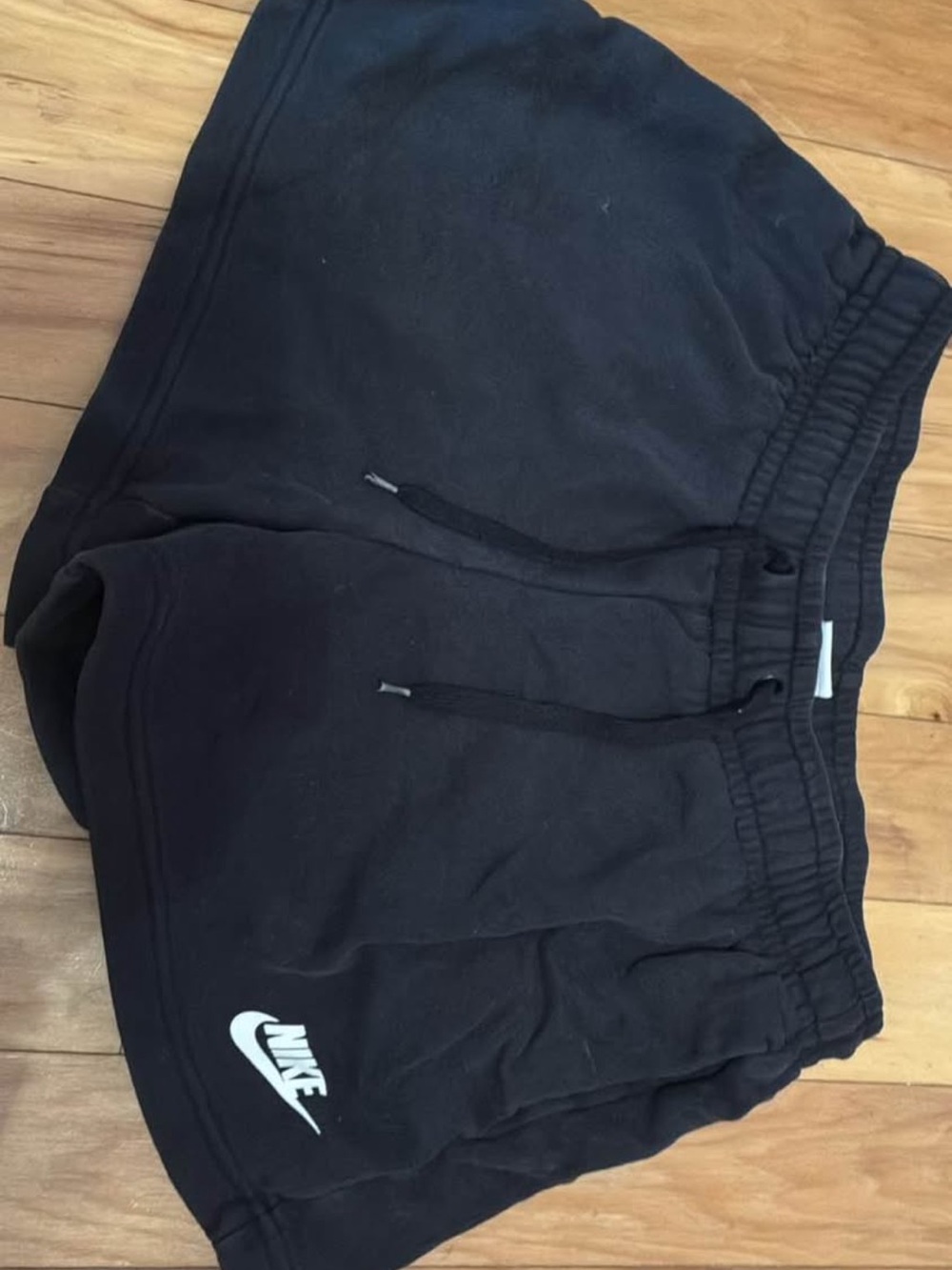 black nike lounge shorts